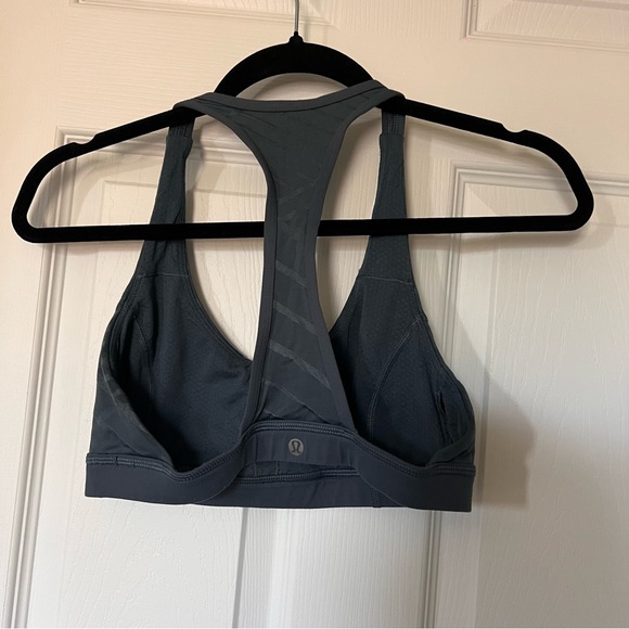 Lululemon sports bra - Picture 2 of 5